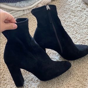 Steve Madden black booties